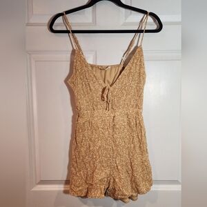 Uncharted Threads Yellow Floral Spaghetti Strap Romper Medium